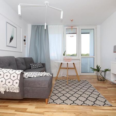 Romaszewskiego Zoliborz Bedroom Pokoj Metro Варшава Экстерьер фото