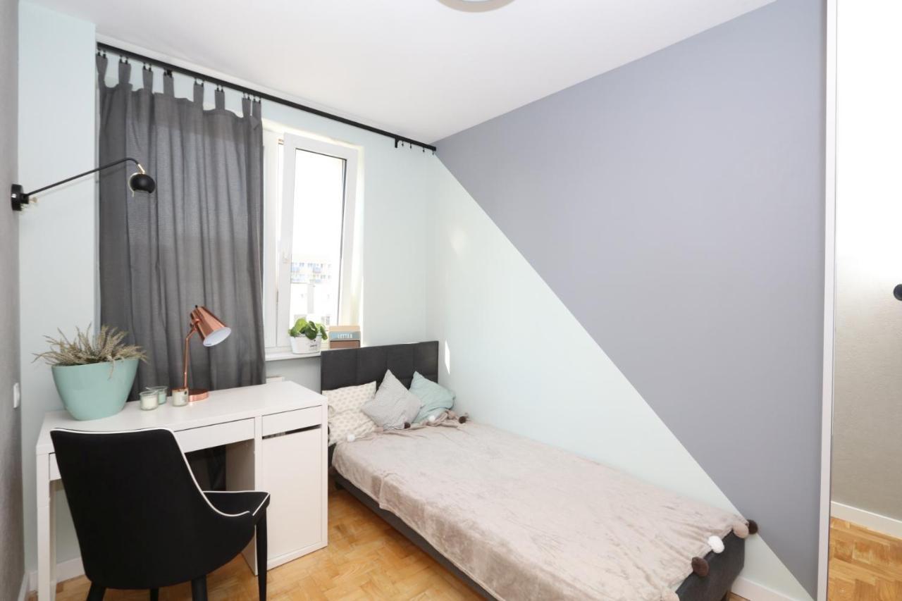 Romaszewskiego Zoliborz Bedroom Pokoj Metro Варшава Экстерьер фото